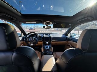 Porsche Cayenne 2015