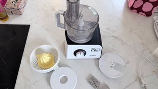 Robot de Cocina Moulinex con accesorios