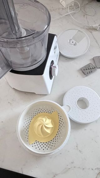 Robot de Cocina Moulinex con accesorios