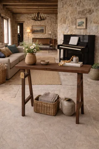 Consola artesanal de madera