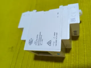 Interruptor digital Finder 12.51.8.230.0000