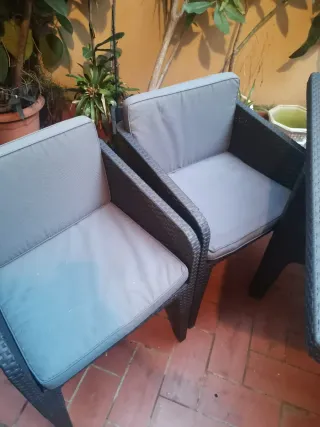 Mesa jardín + 4 sillas Ratán