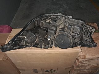 Faro delantero derecho C4