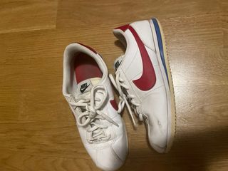 Nike Cortez Blancas y Rojas Talla 38