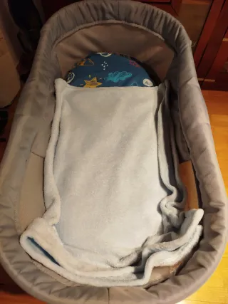 Chicco Baby Hug Air 4 en 1 + kit comida.