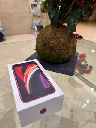 iPhone SE 2da Gen 128GB Rojo