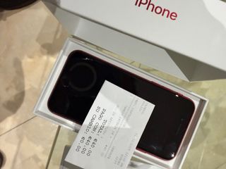 iPhone SE 2da Gen 128GB Rojo