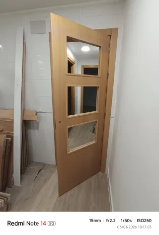 6 Puertas Interiores Madera con Cristal