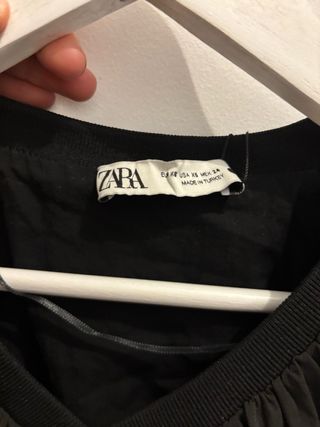 Blusa Zara Talla XS Nueva con etiquetas