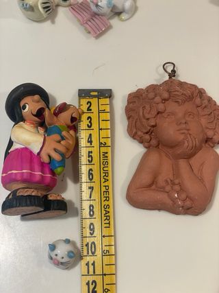 Piccoli oggetti in ceramica vintage