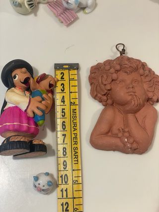 Piccoli oggetti in ceramica vintage