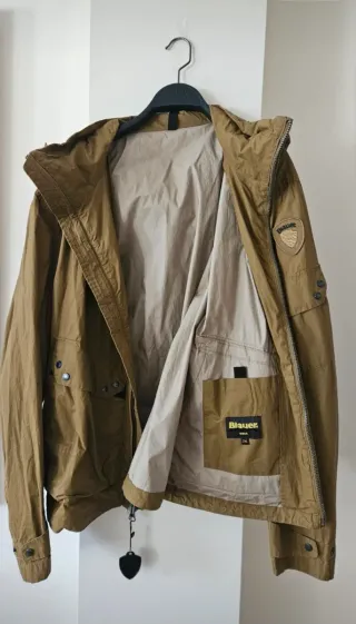 Gabardina Blauer Original Verde Oliva con etiqueta