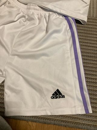 Conjunto Real Madrid niño Adidas Talla S