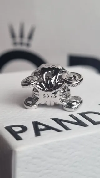 Pandora Disney Carroza 100 Aniversario