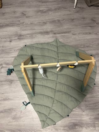 Gimnasio bebé y alfombra actividades