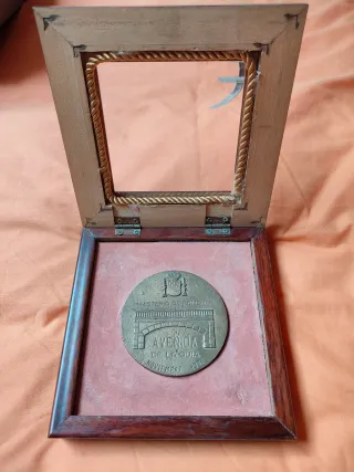 Medalla Ministro Fomento Avenida del agua 1998