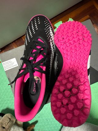 Botas de fútbol Predator .4 TF Multitaco