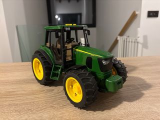 Tractor John Deere 7R Bruder