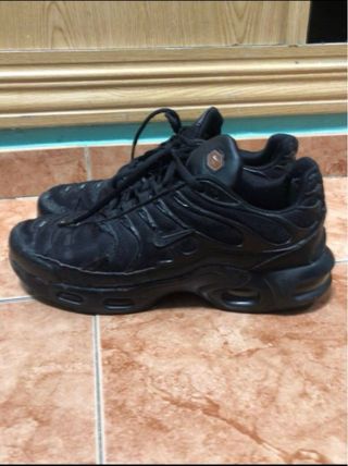 Nike tn negras
