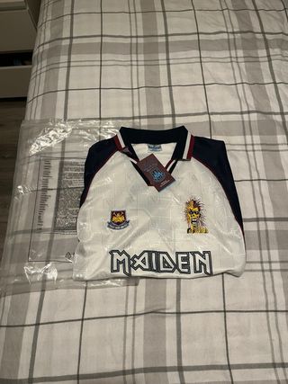 Camiseta Iron Maiden West Ham - Nueva - Talla M