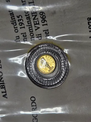 2 Mini monedas oro 9k macizas