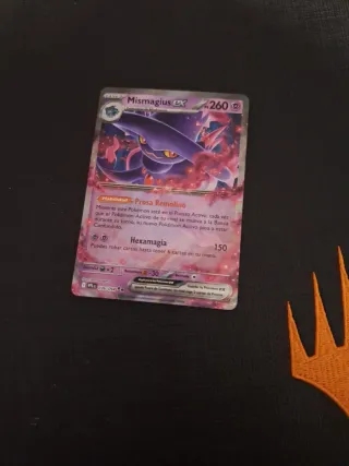 Cartas Pokémon y Moneda Pikachu