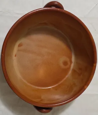 Casseruola in terracotta con manico