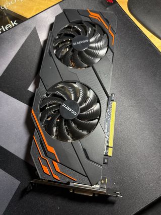 Tarjeta Gráfica Gigabyte GTX 1070 Ti 8GB