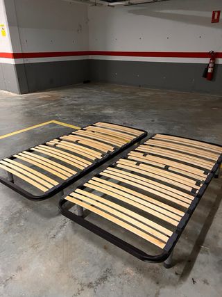 2 colchones + 2 somieres 90x200 + cabecero