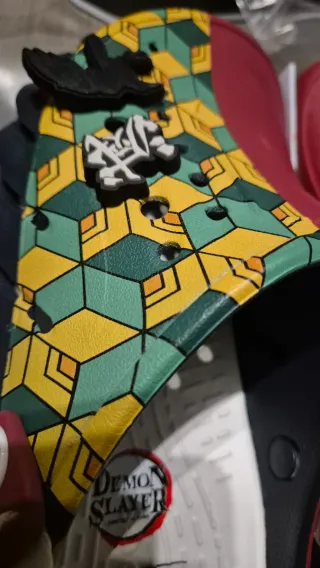 Crocs Demon Slayer Edición Especial