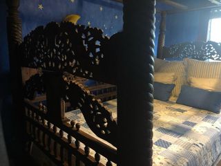 Cama Balinesa Colonial Madera Palisandro con Dosel