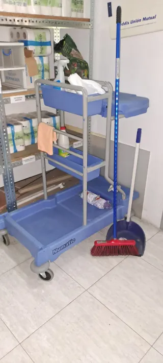 Carro de limpieza Numatic