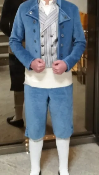 Traje torrenti niño