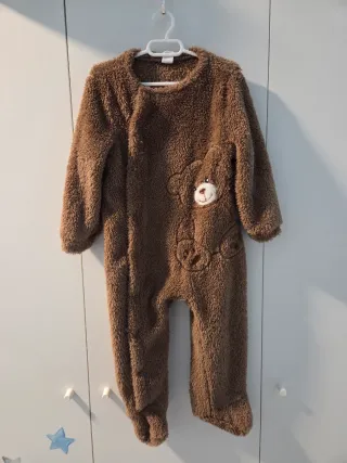 Peleles oso 18/24 meses sin usar