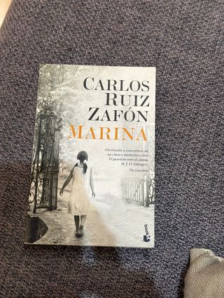 Marina (Spanish Edition)