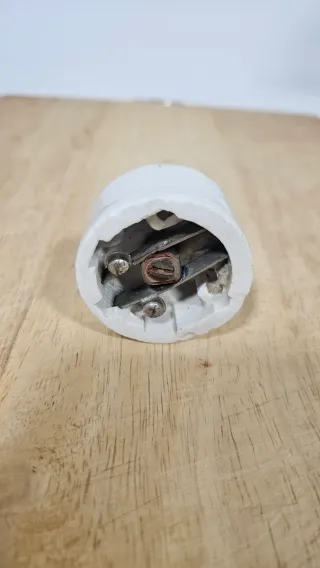 Interruptor y pomos cerámica antiguos