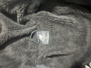 Abrigo New Balance acolchado sin etiqueta