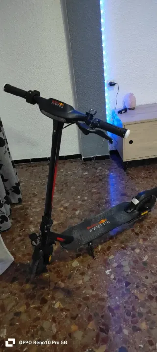 Patinete Eléctrico Red Bull Racing