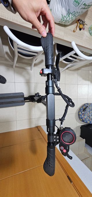 Patinete eléctrico E-town.