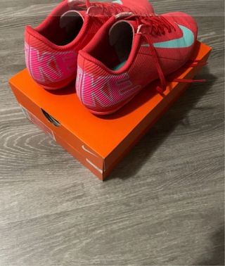 Zapatillas Fútbol Nike Rosas Talla 39.5