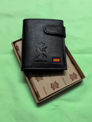 Cartera de piel auténtica negra