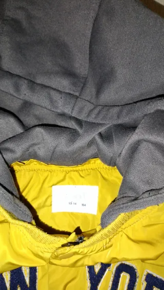 Cazadora Zara New York