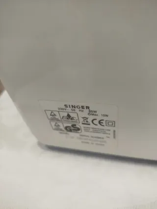 Máquina de coser Singer