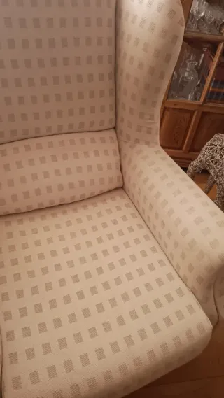 Sillón grande tapizado