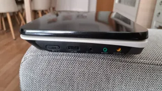 Reproductor DVD Portátil LG Para casa y coche.