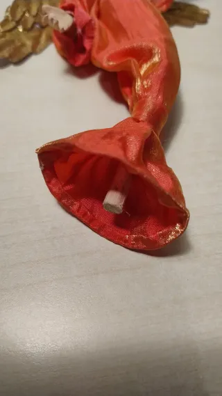 Statuetta Angelo Appeso Rosso e Oro