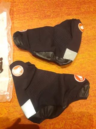 Cubrezapatillas Castelli XL nuevos ciclismo