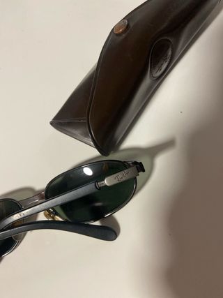 Ray-Ban: gafas de sol vintage + funda