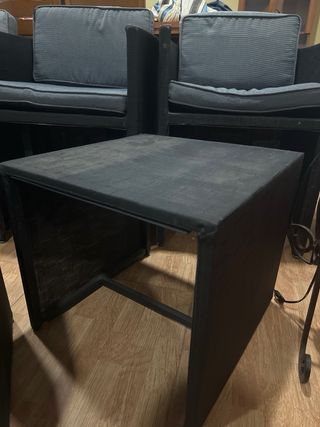 Conjunto de 4 sillas de jardín y mesas