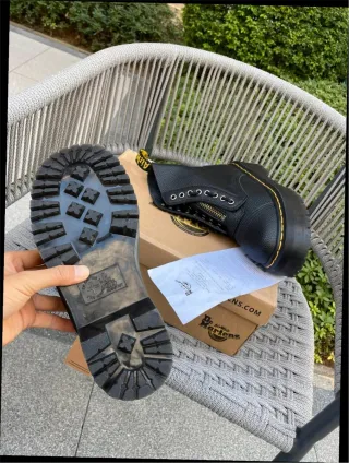 Botas Dr. Martens Negras Clásicas